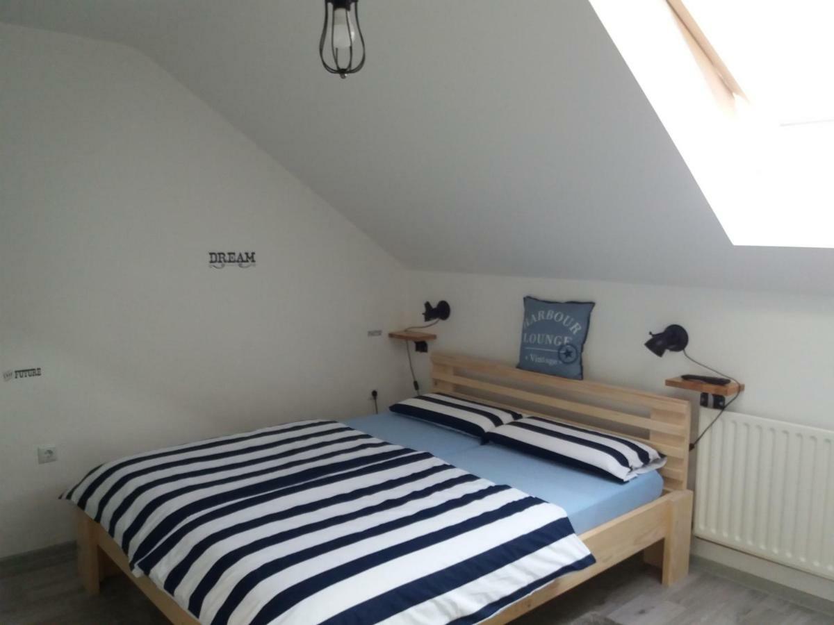 Rooms Grizzly Слунь Екстер'єр фото
